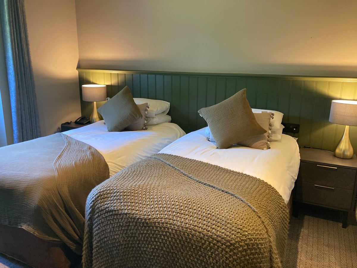 A twin room at Kathleens Country House